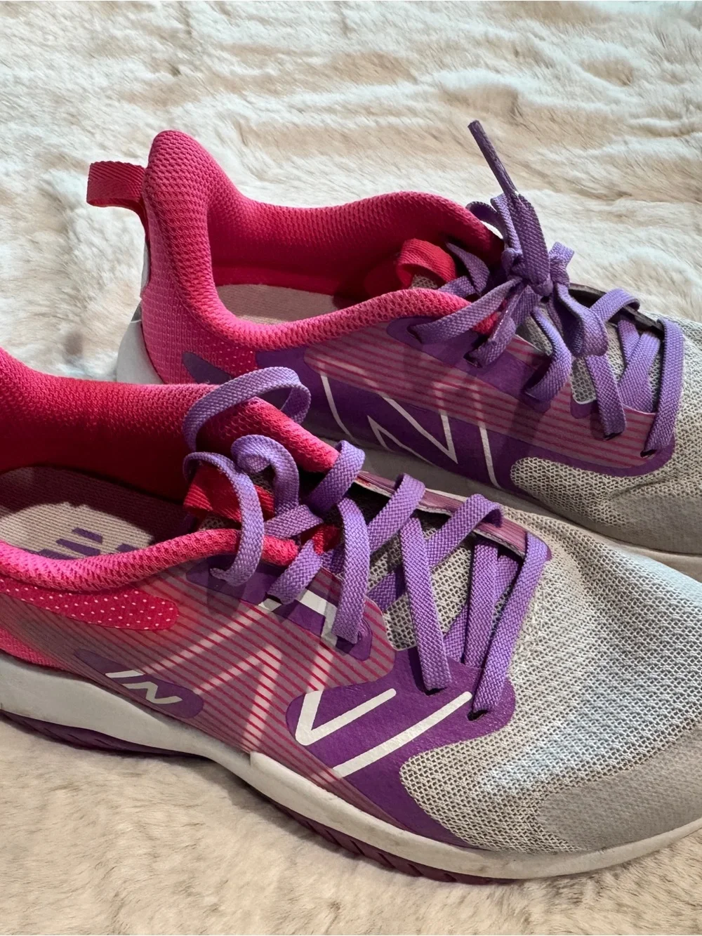 New Balance Girl’s Size 3 Purple & Pink Athletic Running Sneakers